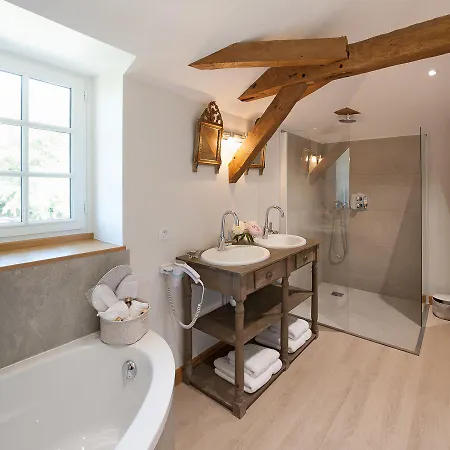 Chartreuse Le Logis La Montagne Bed and Breakfast Allemans