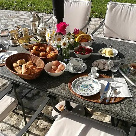 Chartreuse Le Logis La Montagne Bed & Breakfast